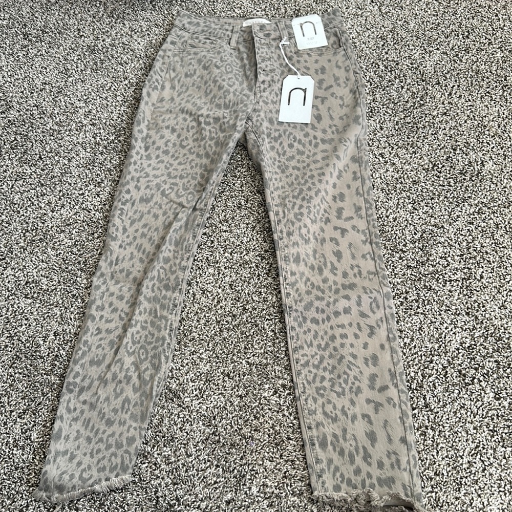 Women’s Jeans Pink Lily Nature Denim Size 7